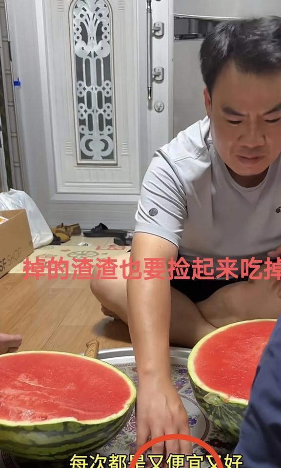 专做吃瓜视频的博主,跟随博主一起探索娱乐圈幕后故事 专做吃瓜视频的博主,跟随博主一起探索娱乐圈幕后故事