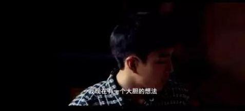吃瓜情侣相视一笑视频,吃瓜情侣相视一笑,甜蜜互动引网友热议 吃瓜情侣相视一笑视频,吃瓜情侣相视一笑,甜蜜互动引网友热议